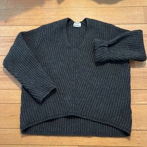 Acne v neck sweater XS